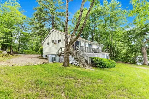 16 Clark Island Road Amherst NH 03031