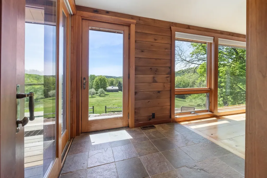 1538 Barker Road Thetford VT 05058