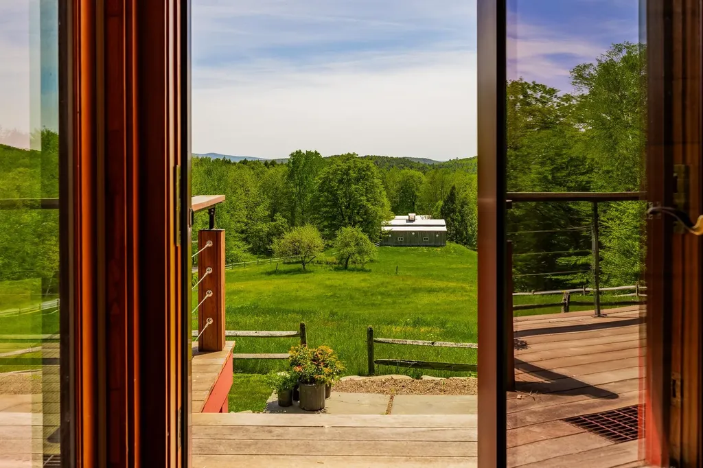 1538 Barker Road Thetford VT 05058