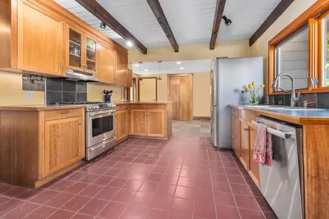 1538 Barker Road Thetford VT 05058