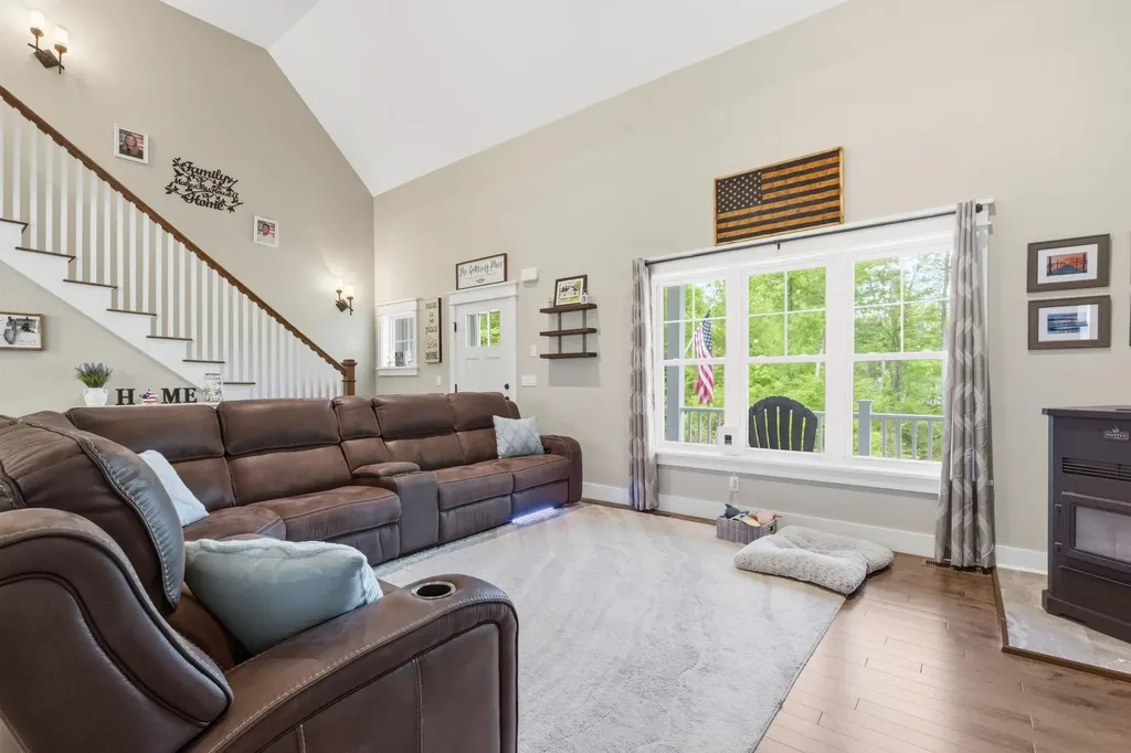 19 Birch Hill Road Meredith NH 03253