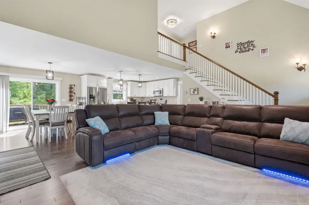 19 Birch Hill Road Meredith NH 03253