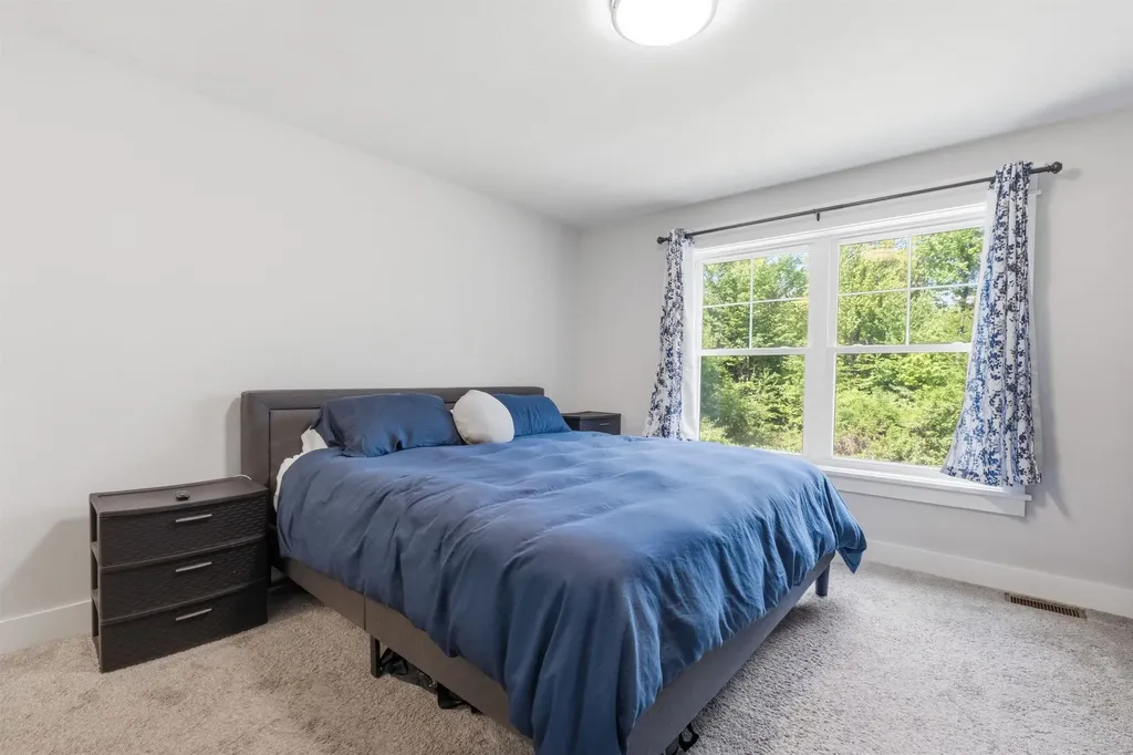 19 Birch Hill Road Meredith NH 03253