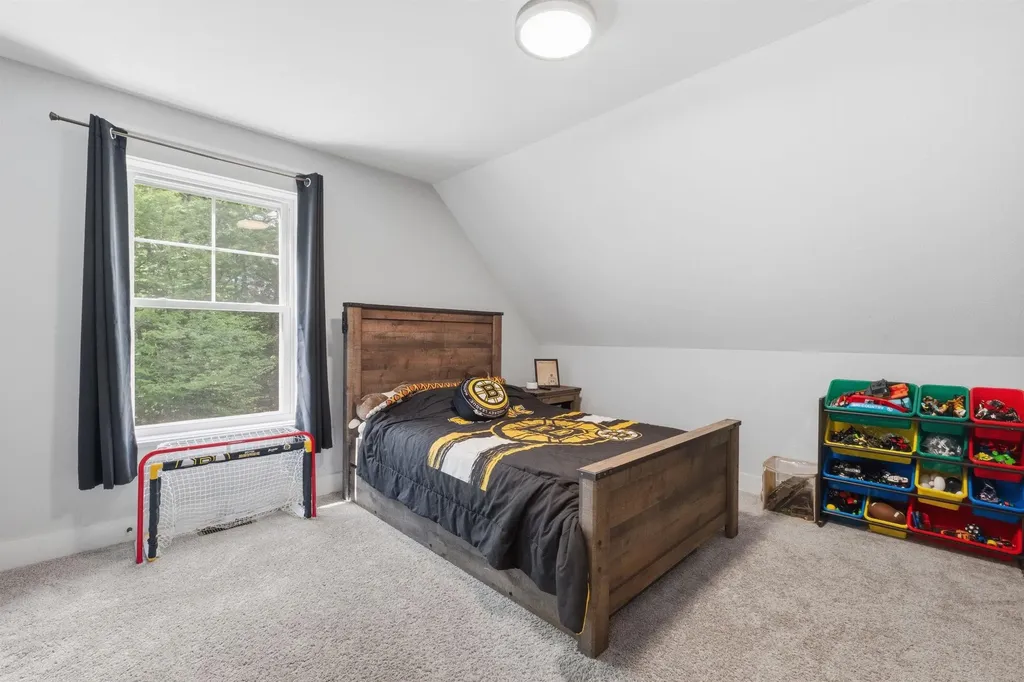 19 Birch Hill Road Meredith NH 03253
