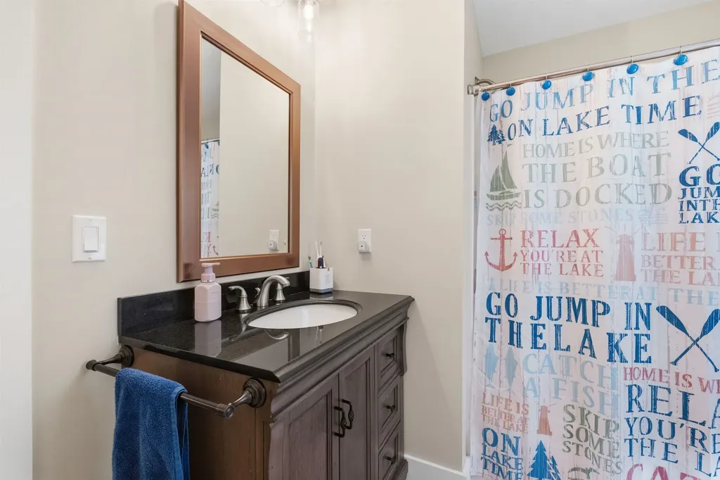 19 Birch Hill Road Meredith NH 03253