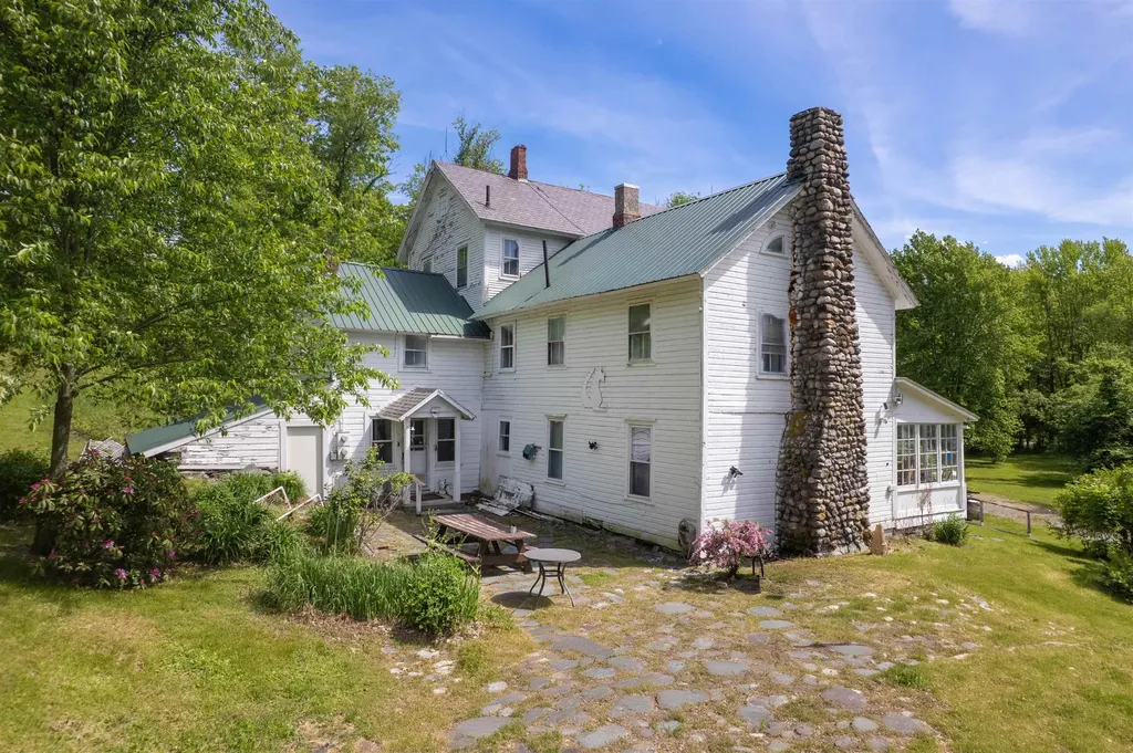 99 Spooner Point Castleton VT 05735