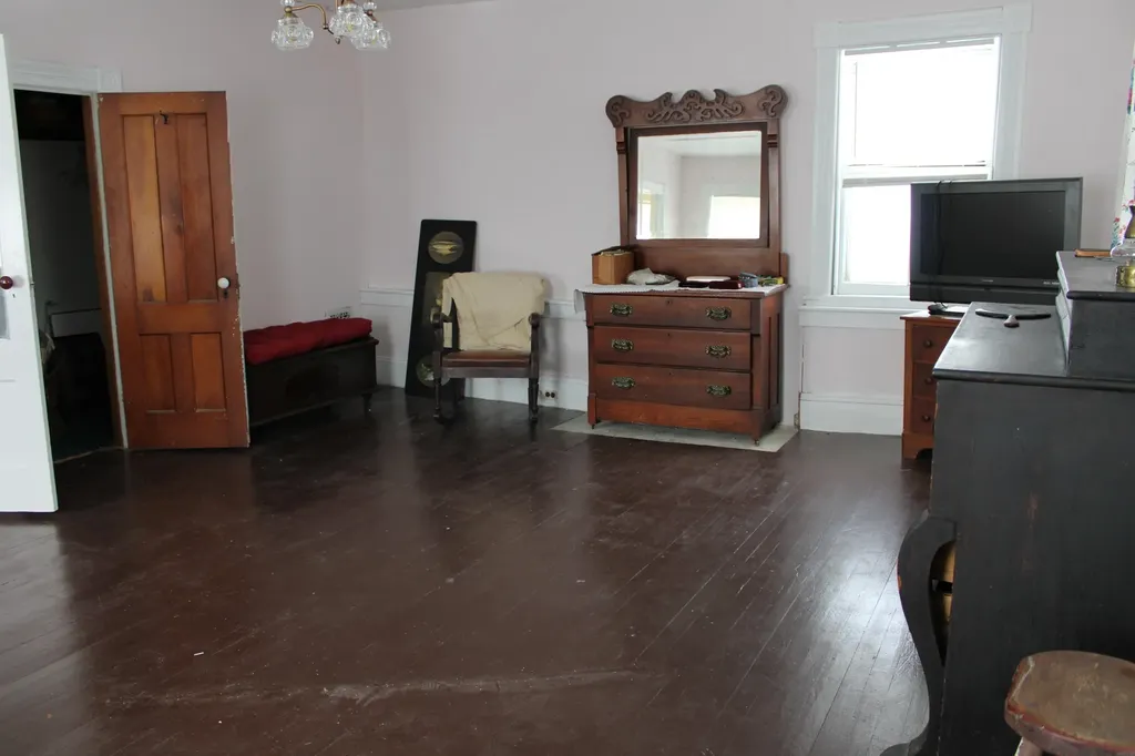 99 Spooner Point Castleton VT 05735