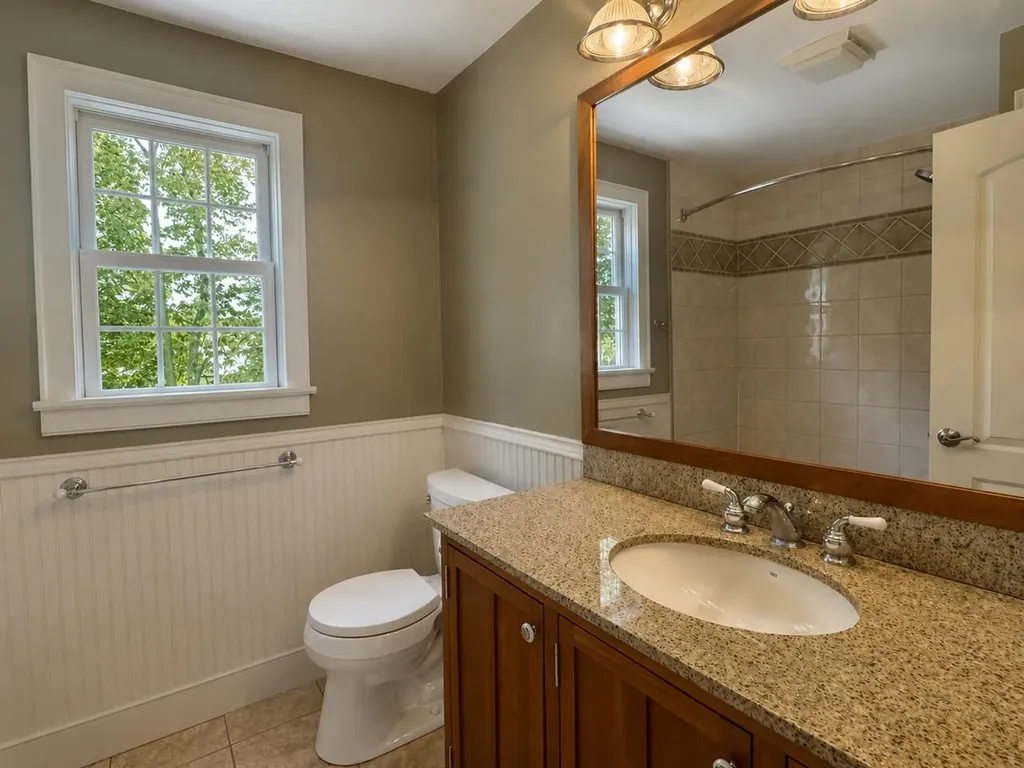 23 Cayuga Court Burlington VT 05408