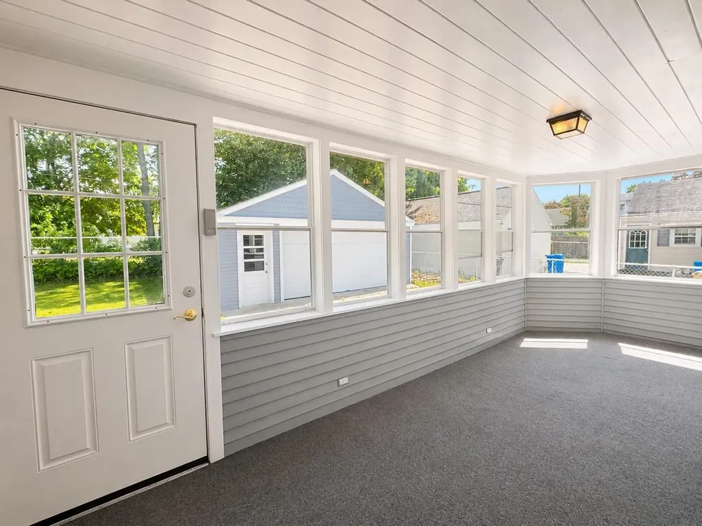 23 Cayuga Court Burlington VT 05408