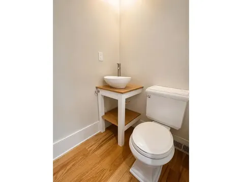 23 Cayuga Court Burlington VT 05408