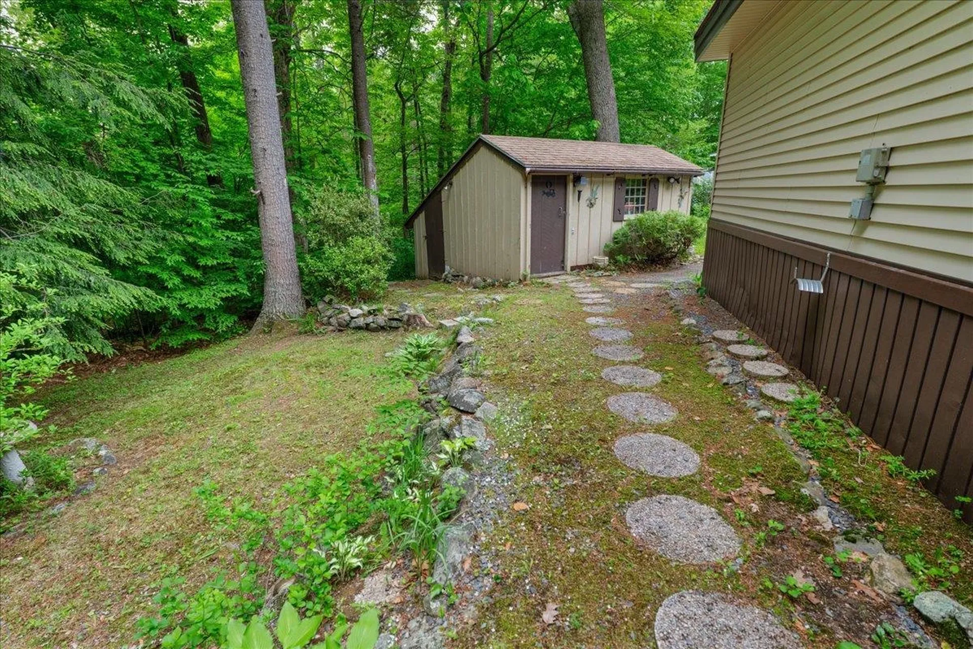 13 Spoke Street Danville NH 03819