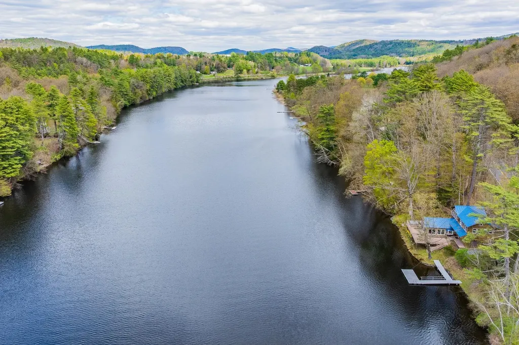 32 River Road Hanover NH 03755