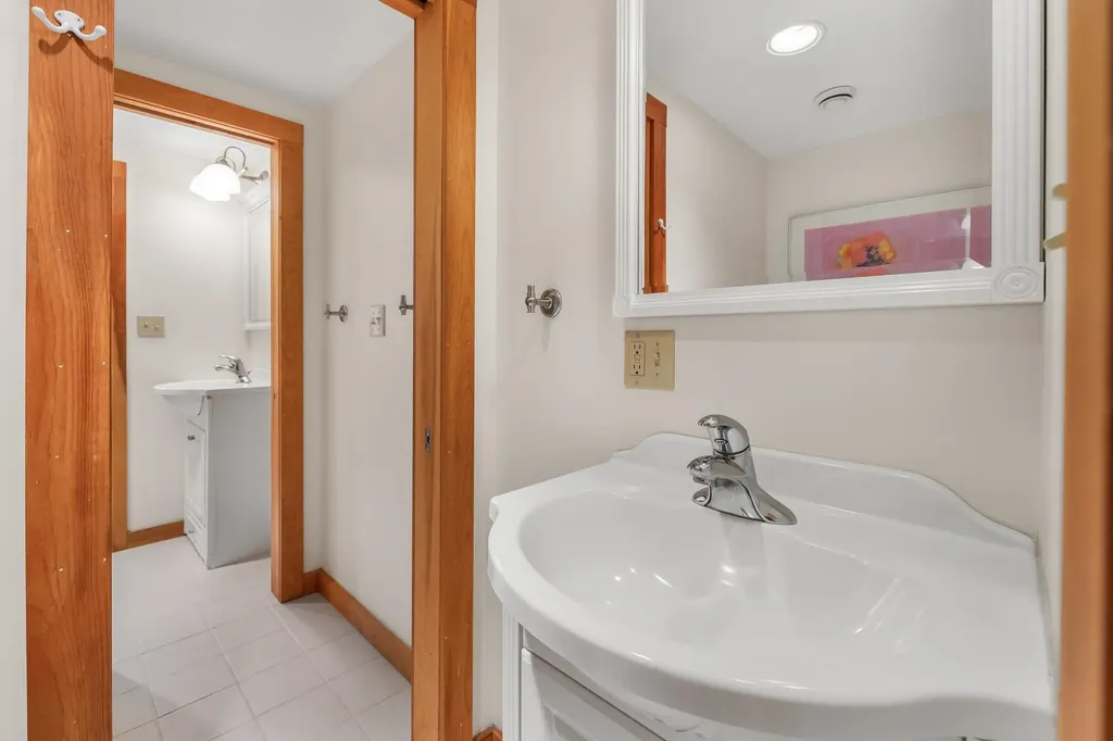 32 River Road Hanover NH 03755