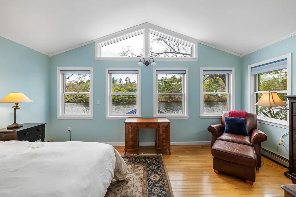 32 River Road Hanover NH 03755