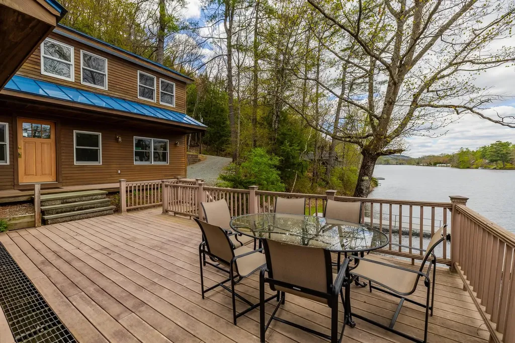 32 River Road Hanover NH 03755