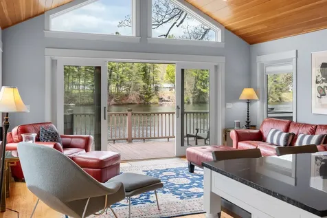 32 River Road Hanover NH 03755