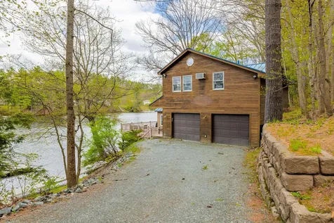 32 River Road Hanover NH 03755
