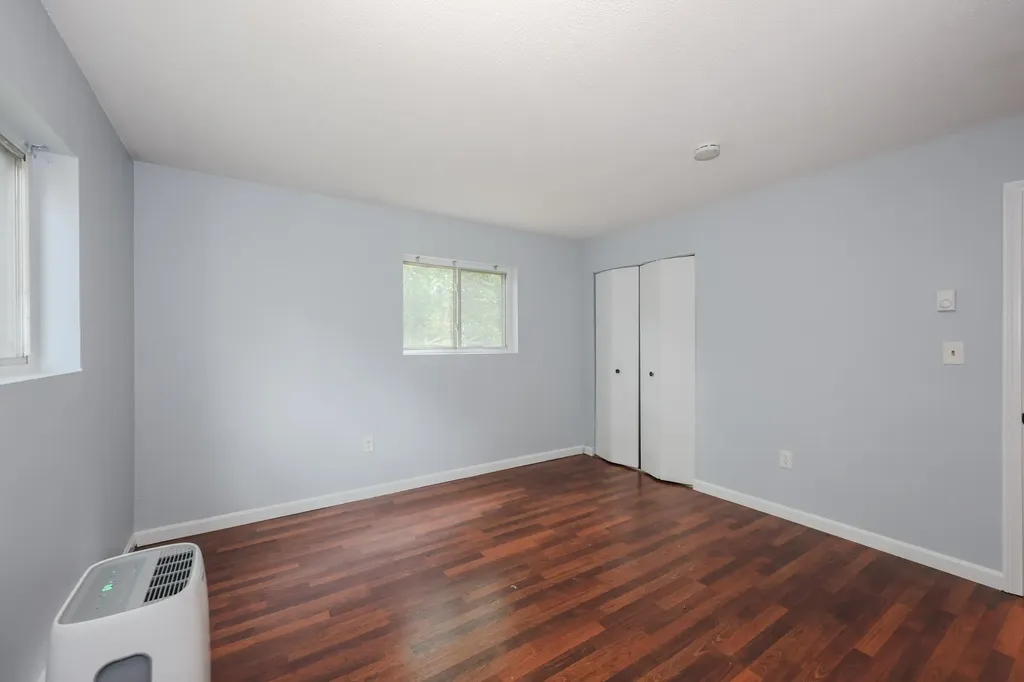 152 L Capitol Hill Drive Londonderry NH 03053