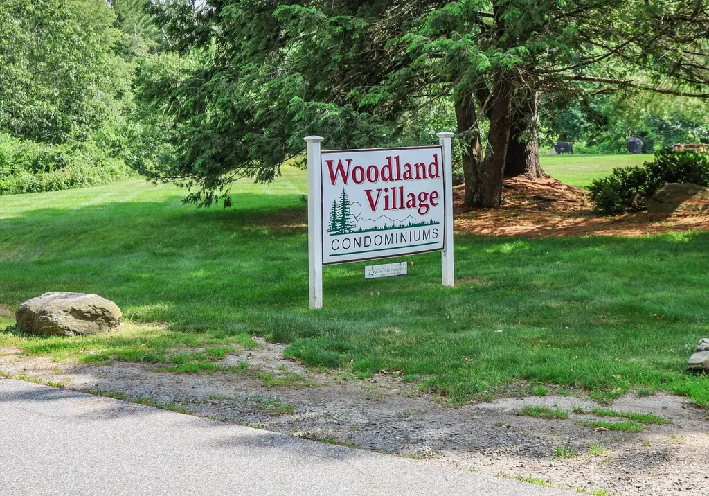 152 L Capitol Hill Drive Londonderry NH 03053