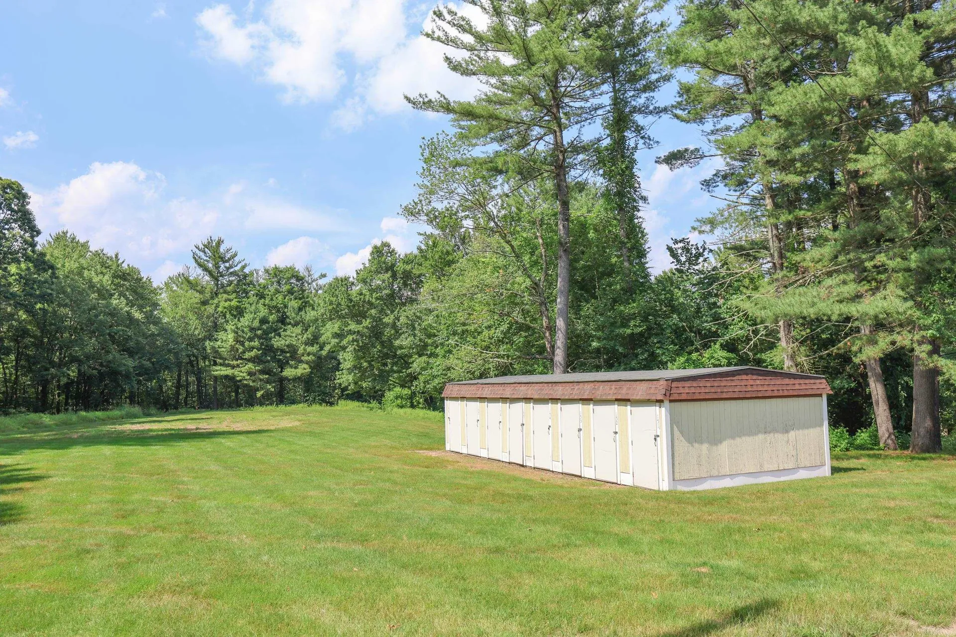 152 L Capitol Hill Drive Londonderry NH 03053
