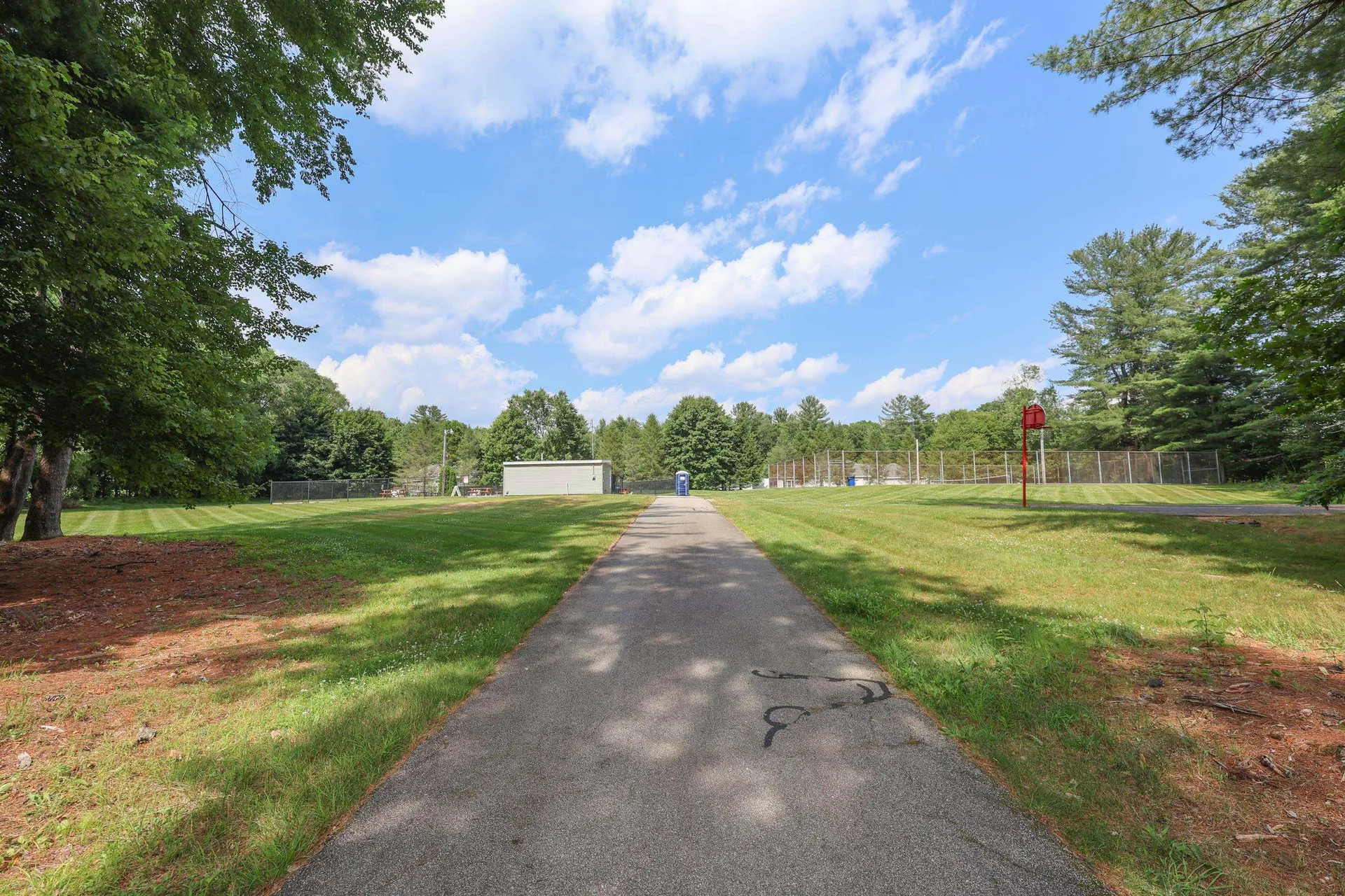 152 L Capitol Hill Drive Londonderry NH 03053