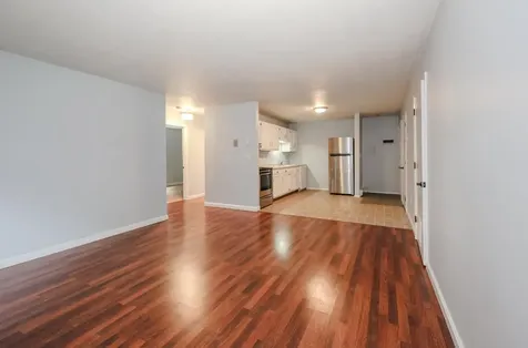 152 L Capitol Hill Drive Londonderry NH 03053
