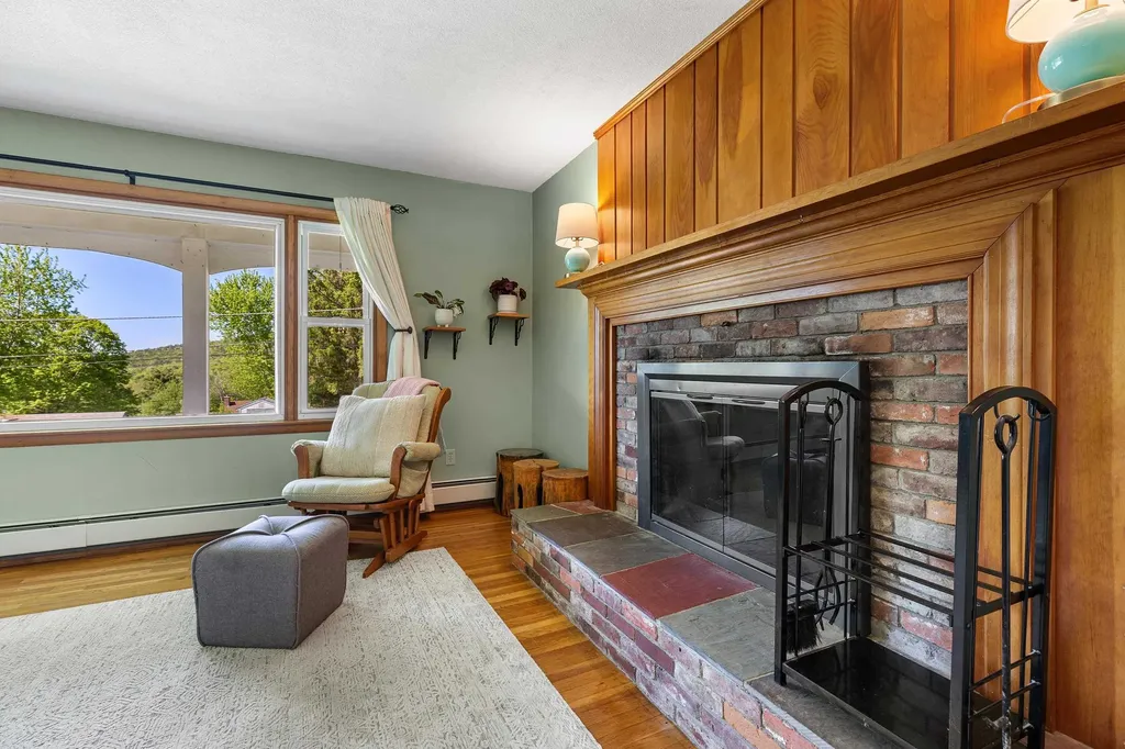 15 Hillcrest Drive Lebanon NH 03766