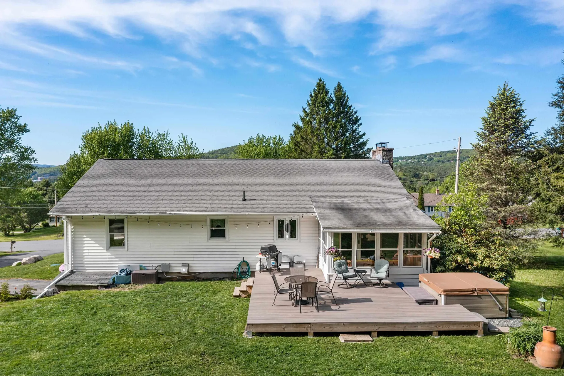 15 Hillcrest Drive Lebanon NH 03766