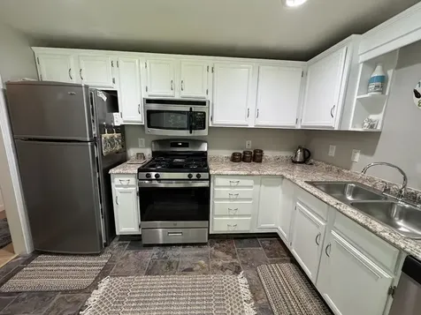 40 Collins Landing Road Weare NH 03281
