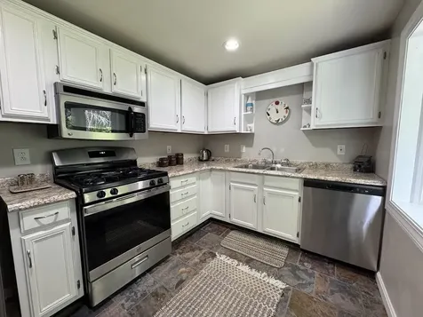40 Collins Landing Road Weare NH 03281