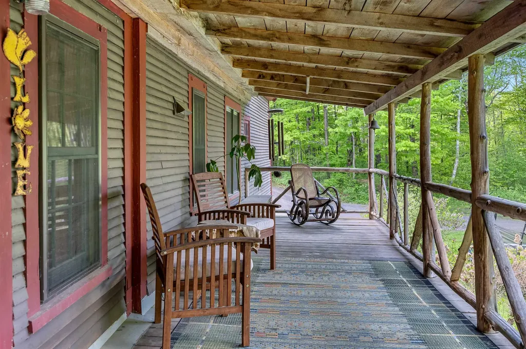 2818 Route 65 Brookfield VT 05036