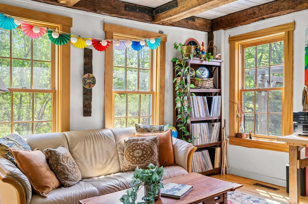 2818 Route 65 Brookfield VT 05036