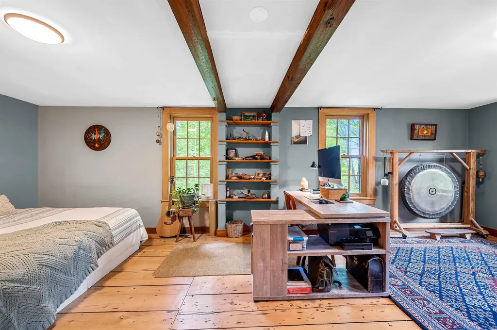 2818 Route 65 Brookfield VT 05036