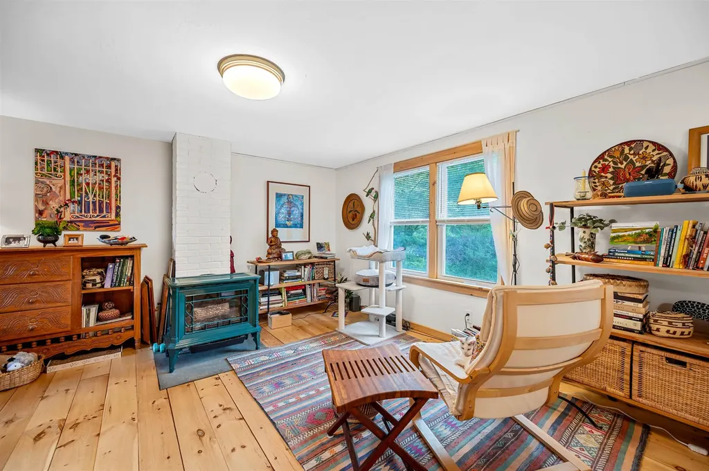 2818 Route 65 Brookfield VT 05036
