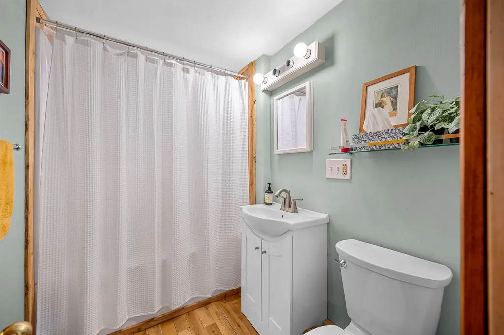 2818 Route 65 Brookfield VT 05036