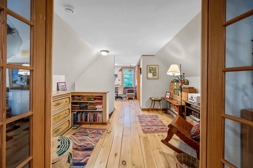 2818 Route 65 Brookfield VT 05036