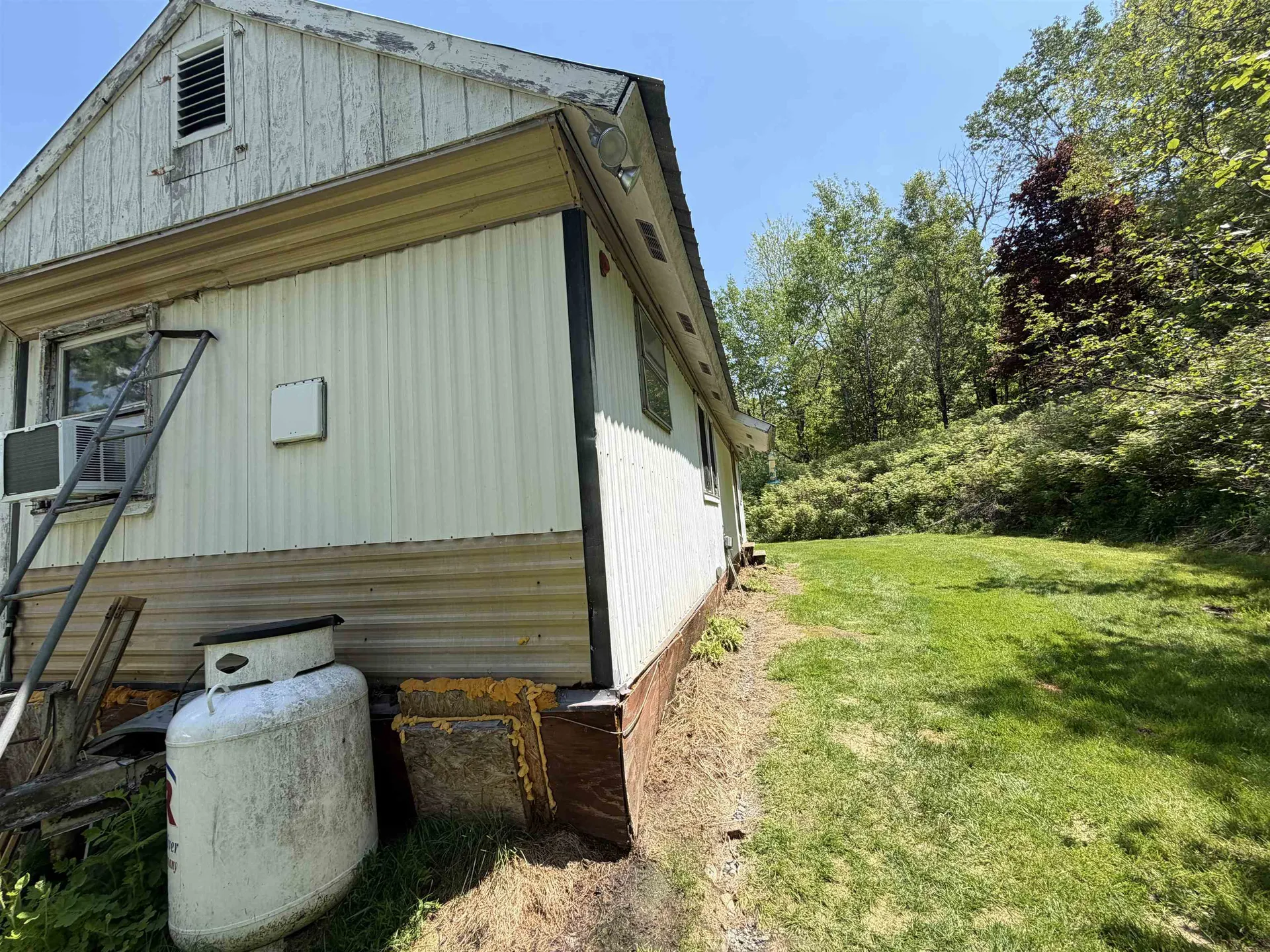 51 Barton Road Piermont NH 03779
