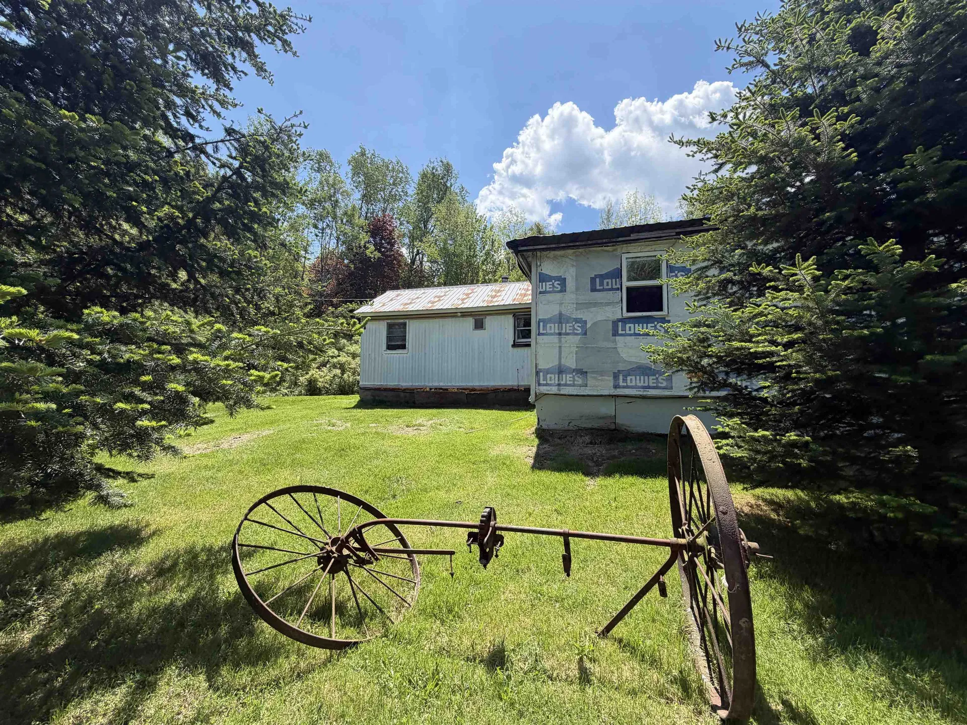51 Barton Road Piermont NH 03779