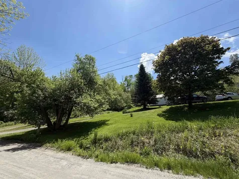 51 Barton Road Piermont NH 03779