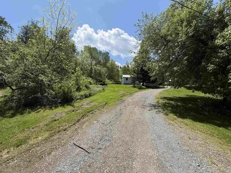 51 Barton Road Piermont NH 03779