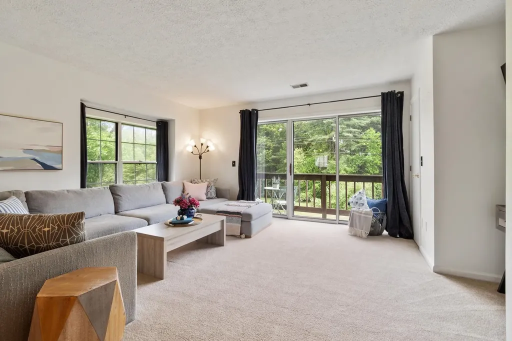 59 Middlesex Road Merrimack NH 03054