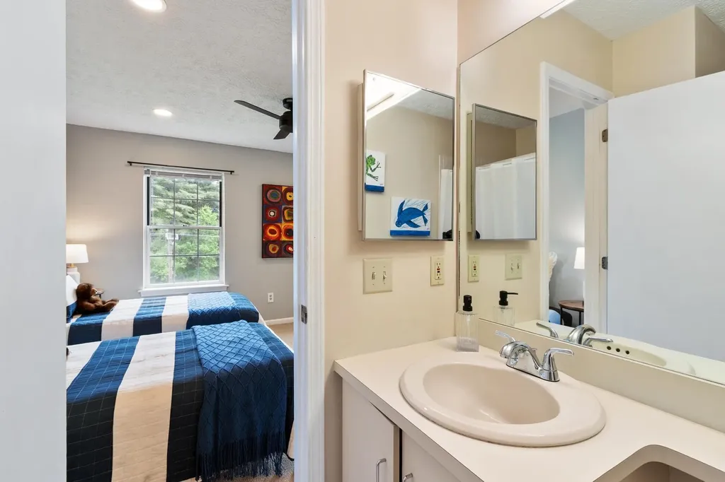 59 Middlesex Road Merrimack NH 03054