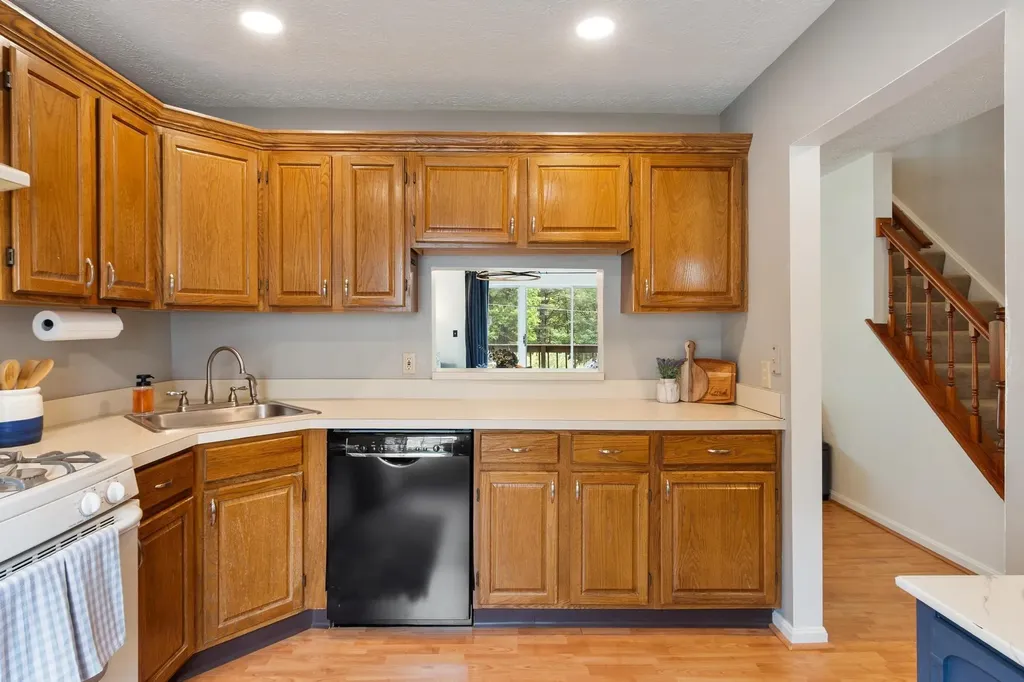 59 Middlesex Road Merrimack NH 03054