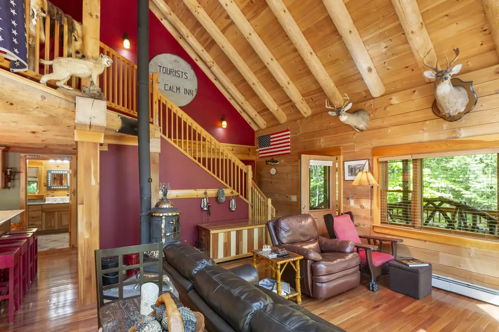 25 Goodhue Hill Road Enfield NH 03784