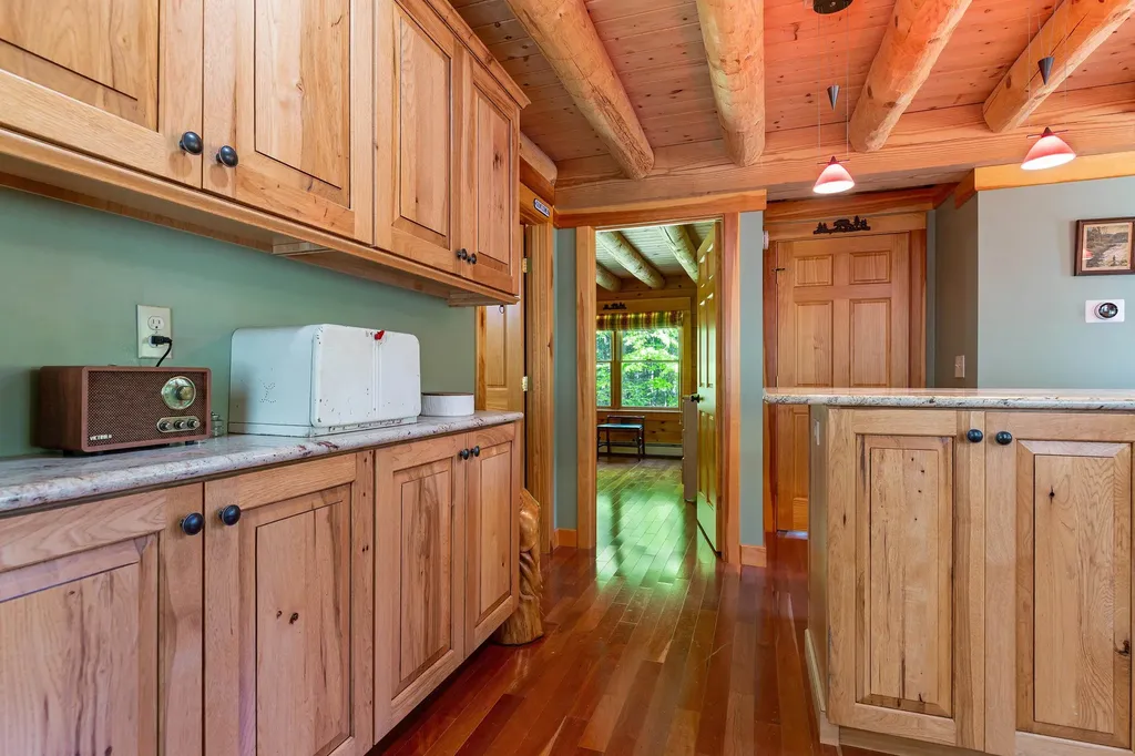 25 Goodhue Hill Road Enfield NH 03784