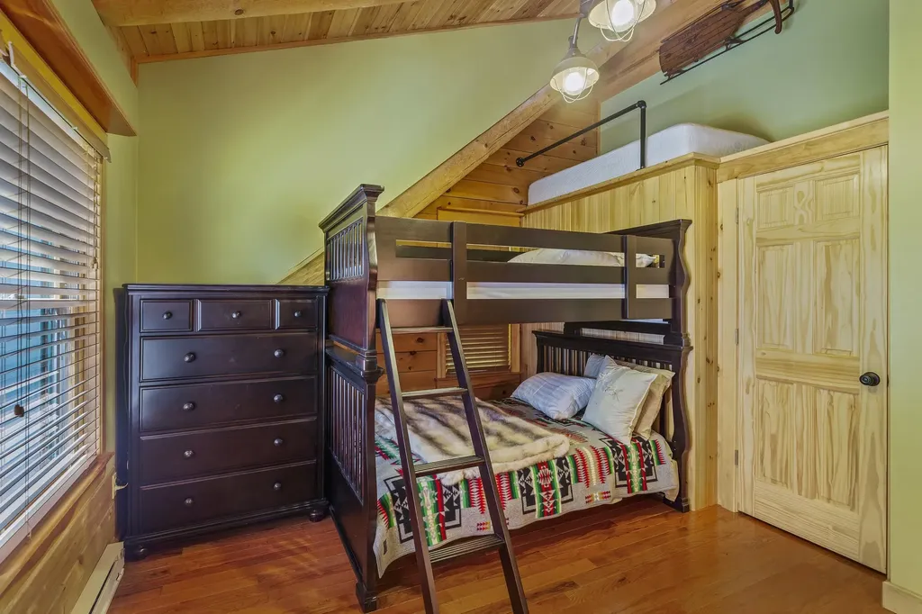 25 Goodhue Hill Road Enfield NH 03784