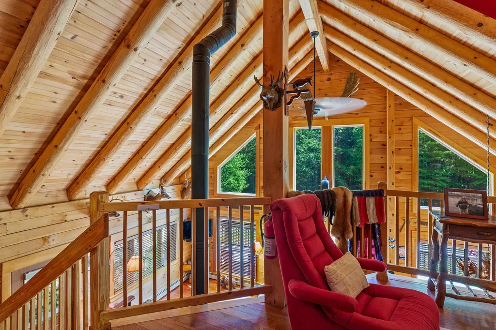 25 Goodhue Hill Road Enfield NH 03784