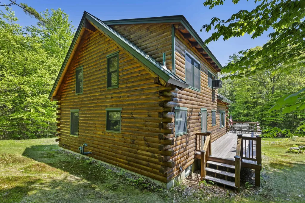 25 Goodhue Hill Road Enfield NH 03784
