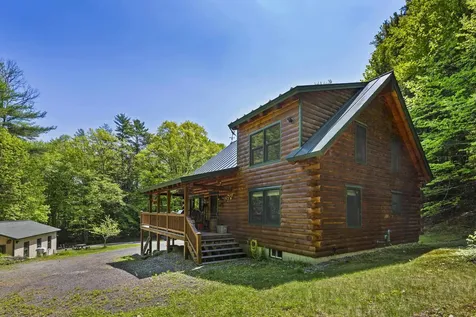 25 Goodhue Hill Road Enfield NH 03784