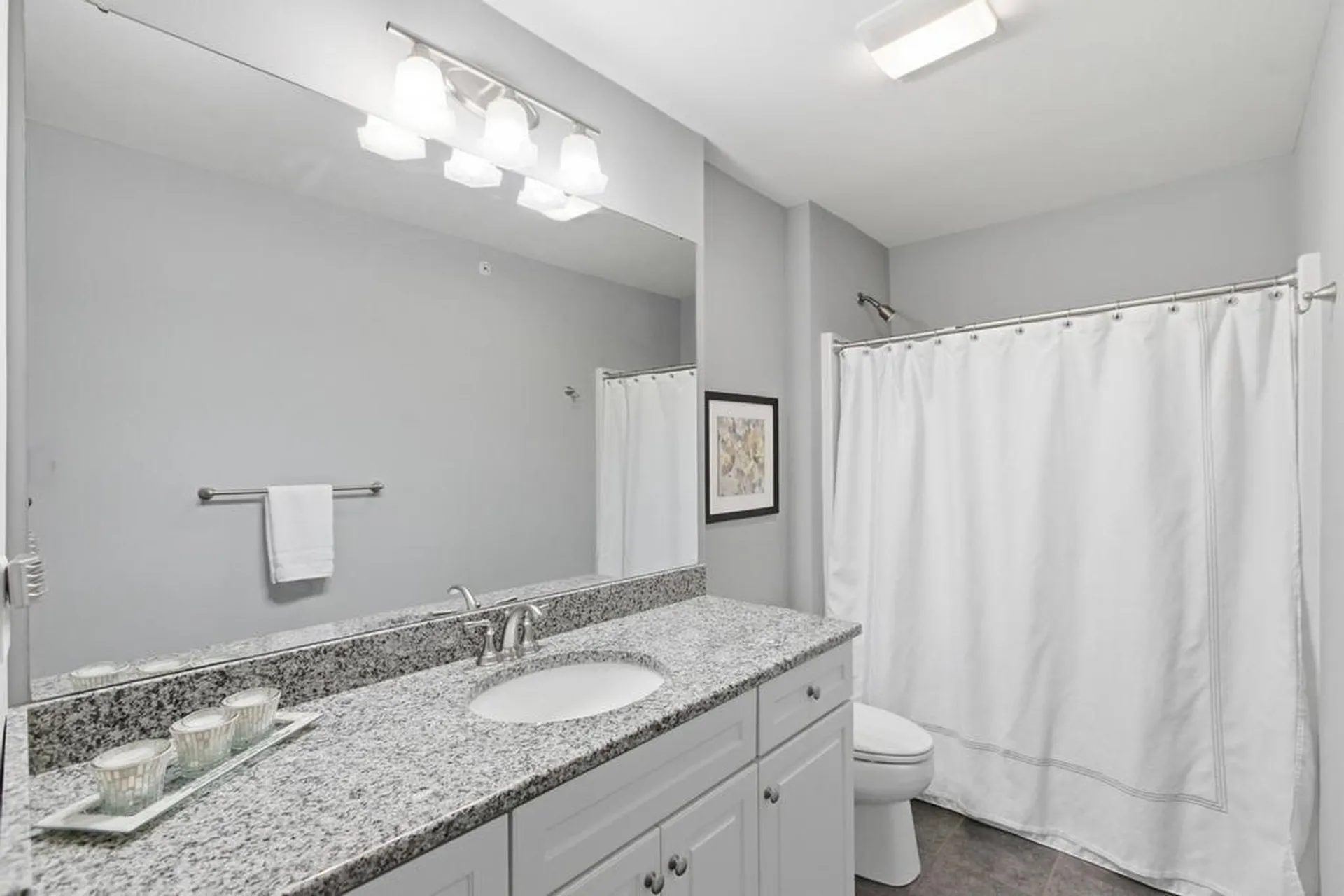 4 Aster Court Hudson NH 03051